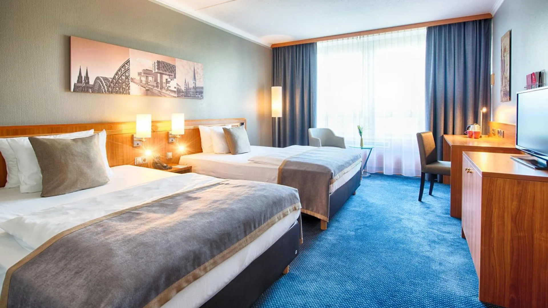 Leonardo Hotel Koeln Bonn Airport 4*, Cologne